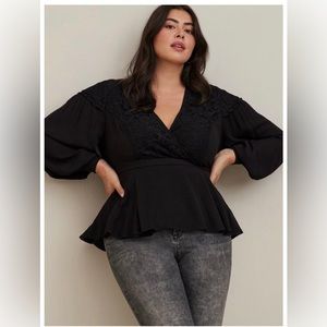 New Torrid Black Crinkle Gauze Wrap Blouse